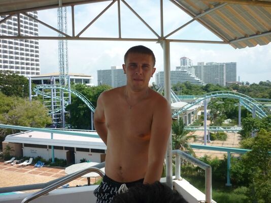  ,   Vadim, 36 ,   
