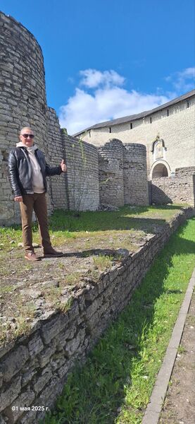  ,   Vik, 52 ,   ,   , c , 