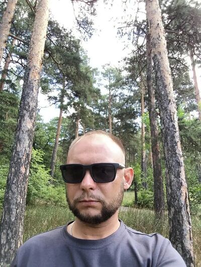  ,   Pavel, 39 ,   ,   , c , 