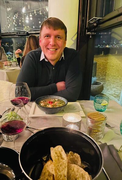  ,   Aleksandrs, 40 ,   ,   
