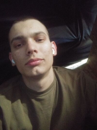  ,   Ilya, 25 ,   ,   , 