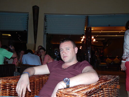  ,   Oleg, 42 ,   