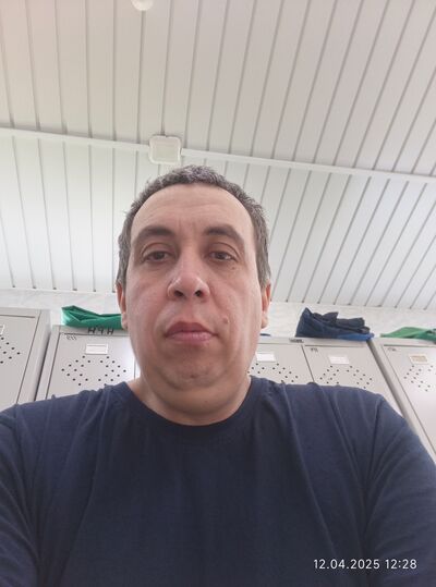  ,   Ruslan, 43 ,   ,   , c , 