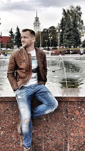  ,   Mike, 35 ,   ,   