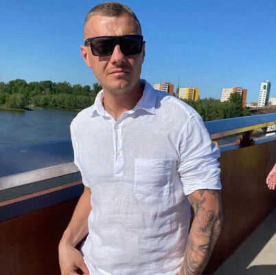 ,   Andriy, 32 ,   ,   