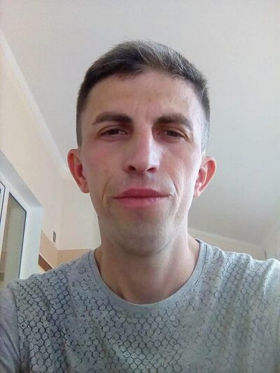  ,   Igor, 41 ,  