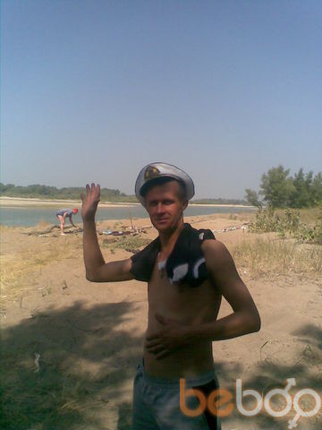  ,   Viktor, 50 ,   