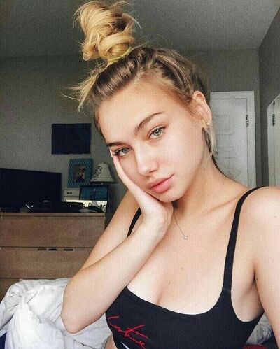  ,   Anna, 24 ,   ,   , 