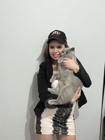  Nicosia,   Lidiia, 40 ,     , c 