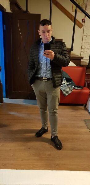  ,   David, 32 ,     , c 