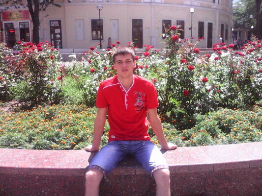  ,   Vadim, 29 ,   