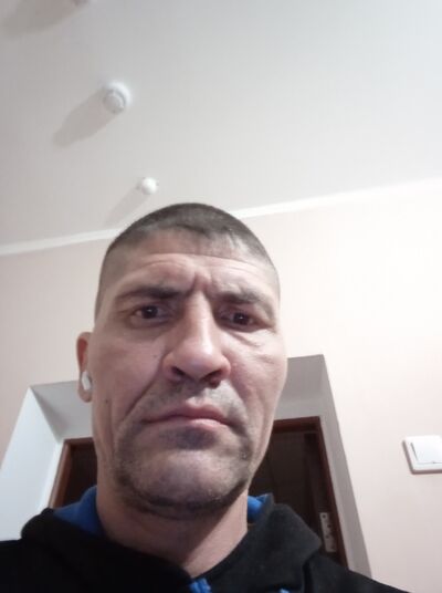  ,   Ruslan, 40 ,   ,   , c 