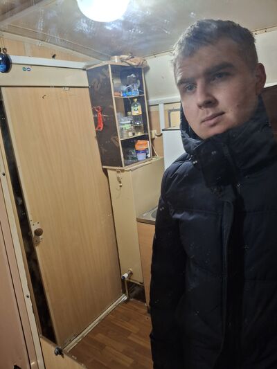  ,   Viktor, 22 ,   ,   , c , 