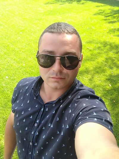  ,   Mihail, 32 ,     , c 