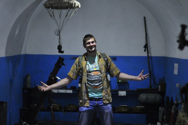  ,   Dmitry, 36 ,   ,   , c , 