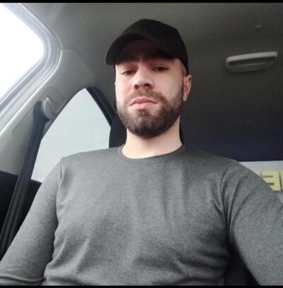  ,   Moumen, 28 ,   ,   