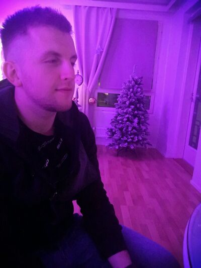  ,   Alex, 33 ,   ,   , c 