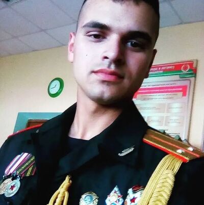  ,   Artur, 26 ,   