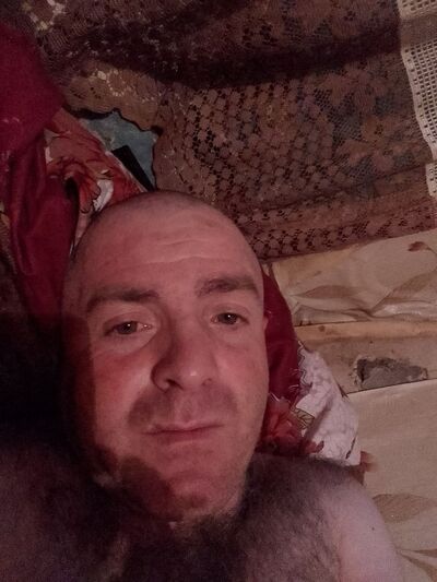  ,   Joni, 36 ,   ,   