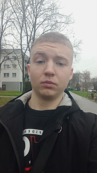  Tychy,   , 18 ,   ,   