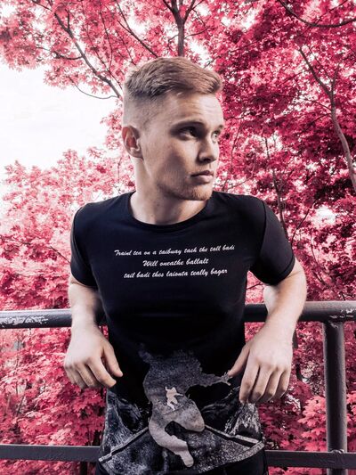  ,   Oleg, 23 ,   ,   , 