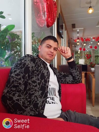  ,   Hassen, 36 ,   ,   