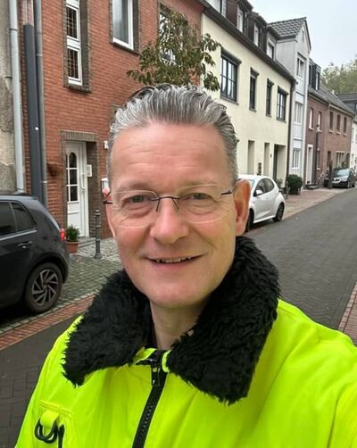  Lagos,   Jeff, 55 ,   ,   