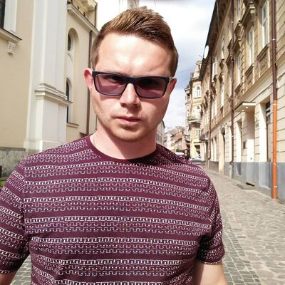  ,   Artem, 30 ,   
