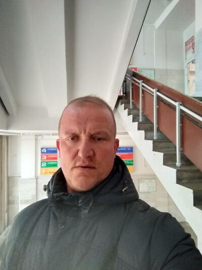  ,   Andrei, 44 ,  