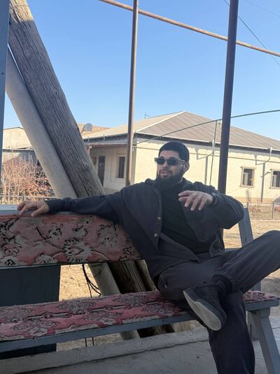  ,   Kamron, 28 ,   ,   