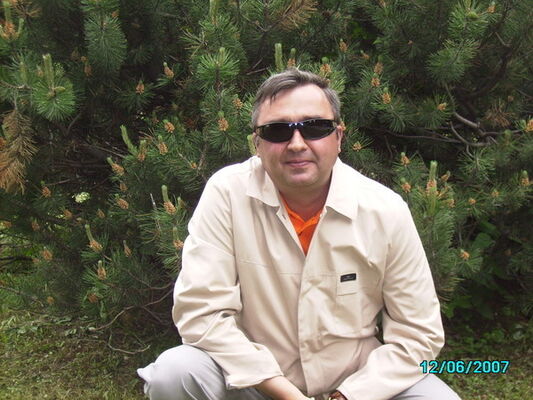 ,   Oleg, 54 ,   