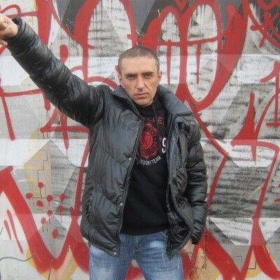  ,   Joe, 42 ,   ,   , c 