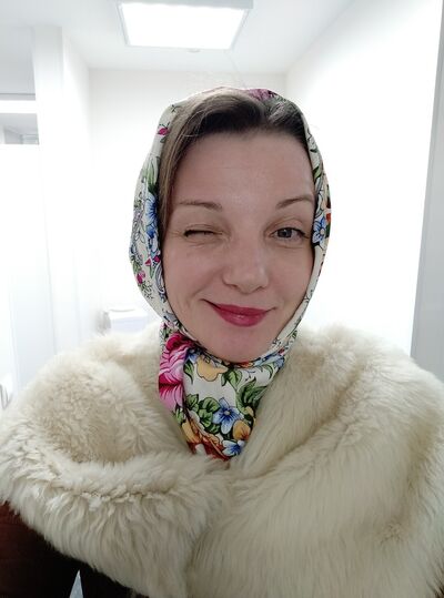  ,   Zoya, 47 ,   ,   