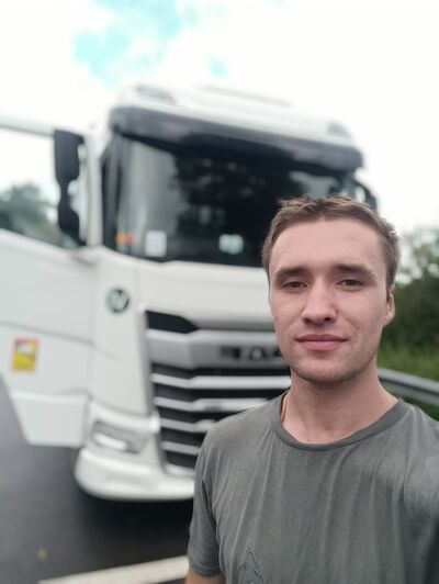  ,   Konstantin, 26 ,   ,   