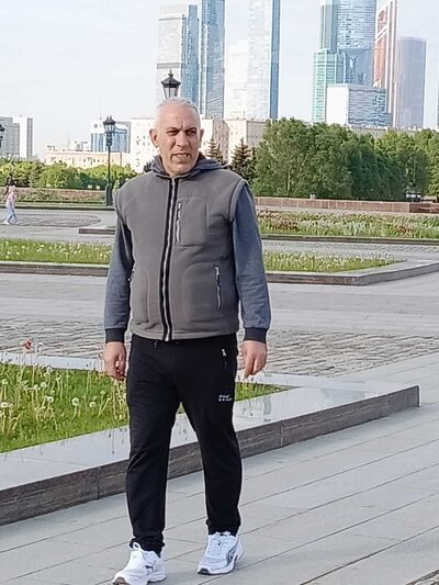  ,   Kenan, 53 ,   ,   