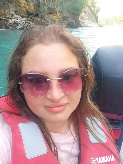  ,   Regina, 38 ,   ,   , 