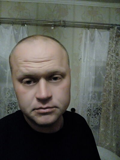  ,   Andrej, 37 ,   ,   , c 