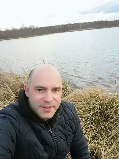  ,   Sedik, 42 ,  