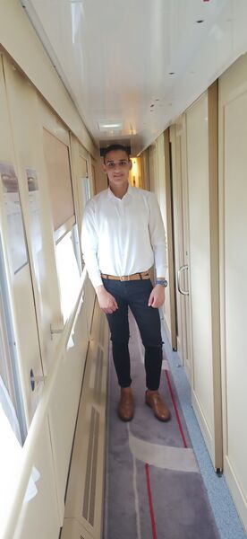  ,   Adel, 24 ,   ,   