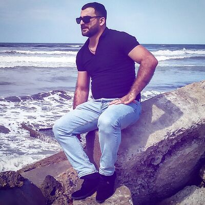  ,   Kamran, 37 ,   ,   , c 