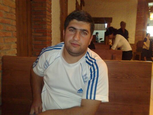  ,   Tito, 40 ,   ,   , c 