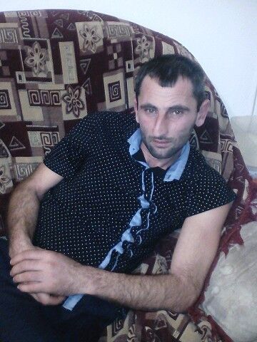  ,   Gagik, 42 ,   ,   , c 