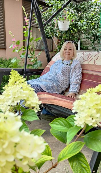  ,   Ludmila, 72 ,   ,   