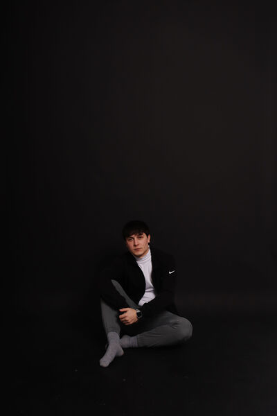  ,   Bulat, 24 ,   ,   , c , 