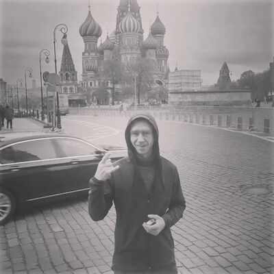  ,   Viktor, 37 ,   ,   , c , 