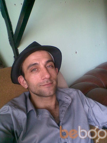  ,   Onur, 42 ,   