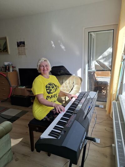  Dortmund,   , 52 ,   c 