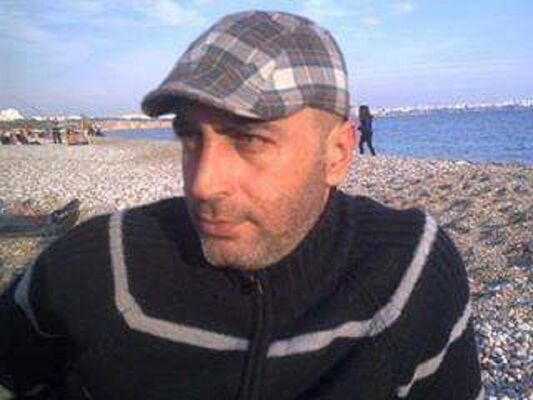  ,   Farid, 49 ,   ,   