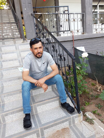  ,   Oskan, 37 ,   ,   