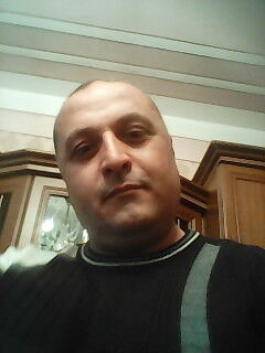  ,   Lasha, 46 ,   ,   , c 